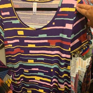 Lularoe large tee